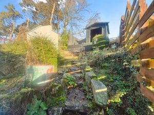 Photo 13- click for photo gallery